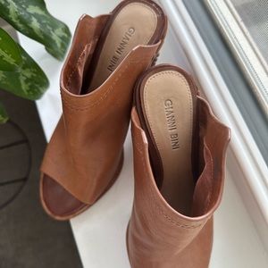 Gianni Bini open heal